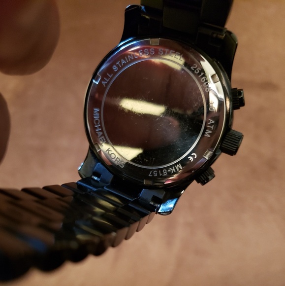 Michael Kors Watch - Picture 5 of 5